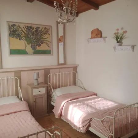 Guest house Il Casolare Del Vignolo *