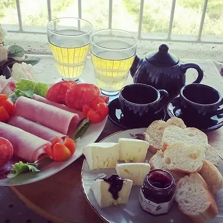 Il Casolare Del Vignolo Guest house *